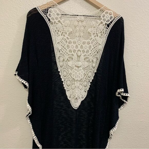 RUE 21 KIMONO WOMENS SMALL BLACK KNIT WHITE CROCHET BACK BOHO FESTIVAL HIPPIE. - Picture 7 of 11